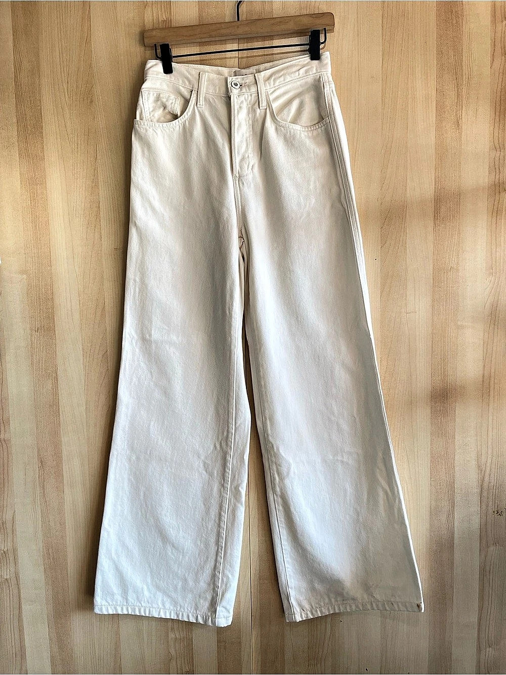 Favorite Daughter The Masha Wide Leg Jeans in Cream Waist 25 Like New